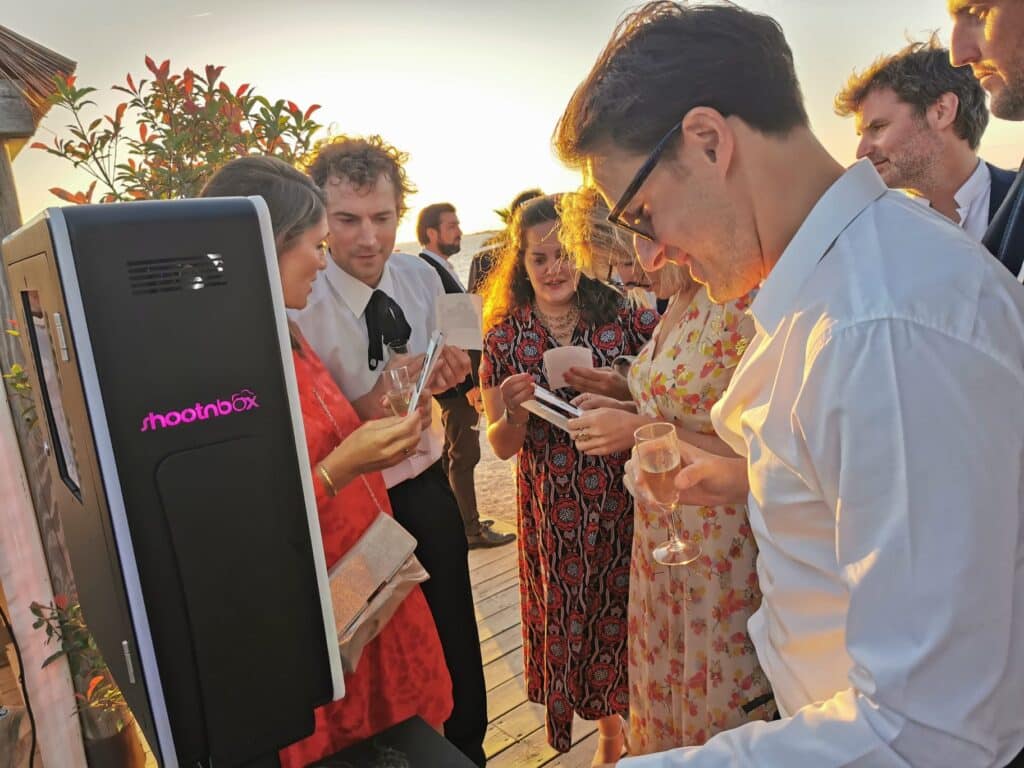 Organiser une Garden Party Shootnbox Borne photo Vegas Mariage